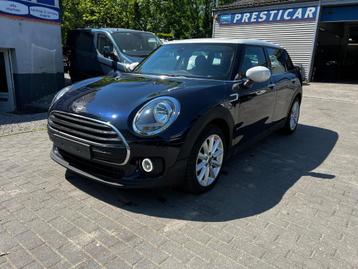 MINI Cooper Clubman 1.5 Automatique - Premium Plus-Led-Navi, Auto's, Mini, 4 cilinders, Zwart, Leder, Bedrijf