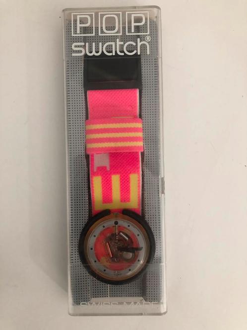 SWATCH POP 1987  dans boîte, Bijoux, Sacs & Beauté, Montres | Femmes, Swatch, Enlèvement ou Envoi