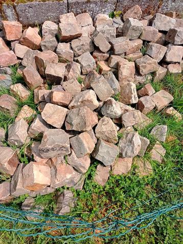 + meer dan 200 natuurstenen steenklinkers voor tuinen  beschikbaar voor biedingen
