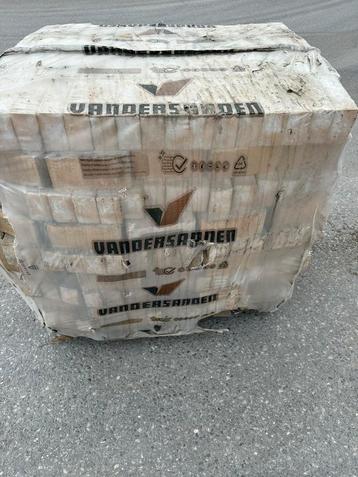 Vandersaden stenen „Lindebloesem” beschikbaar voor biedingen
