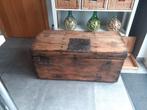 Ancien coffre en bois, Maison & Meubles, Enlèvement, Comme neuf