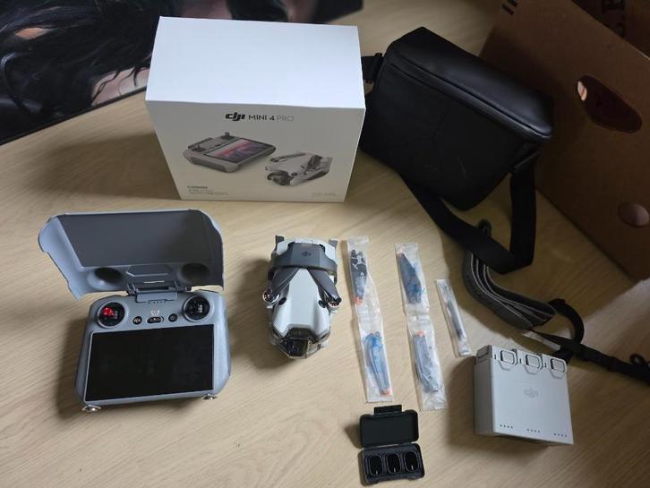 DJI Mini 4 Pro Fly More Combo RC2+ dji care, Audio, Tv en Foto, Drones, Nieuw, Drone met camera, Ophalen of Verzenden