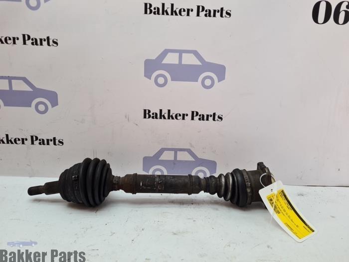 Aandrijfas links-voor van een Volkswagen Beetle, Gebruikt, -, Volkswagen, -