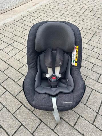 Maxi Cosi 2wayPearl + Basis 2wayFix + Aeromoov beschikbaar voor biedingen