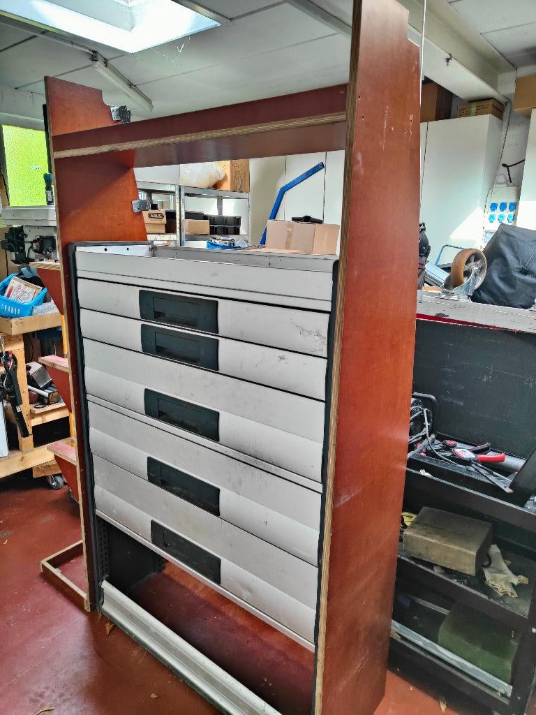 Ladekast voor Mercedes Sprinter, Ophalen, Zo goed als nieuw