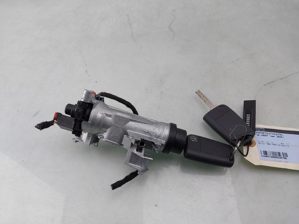 CONTACTSLOT + SLEUTEL Volkswagen Caddy Cargo V (SBA / SBH), Gebruikt, Volkswagen