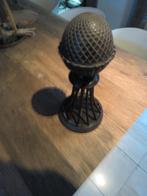 Metalen beeld pijnappel op voetstuk zwart Fancy, Antiek en Kunst, Ophalen of Verzenden