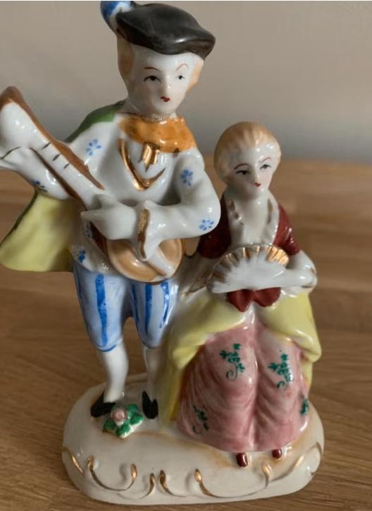 Antiek porseleinen beeldje, Ophalen of Verzenden