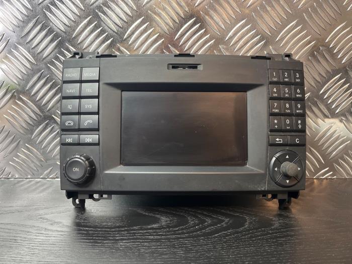 Radio d'un Mercedes Sprinter, Autos : Pièces & Accessoires, Électronique & Câbles, Mercedes-Benz, Utilisé, 3 mois de garantie