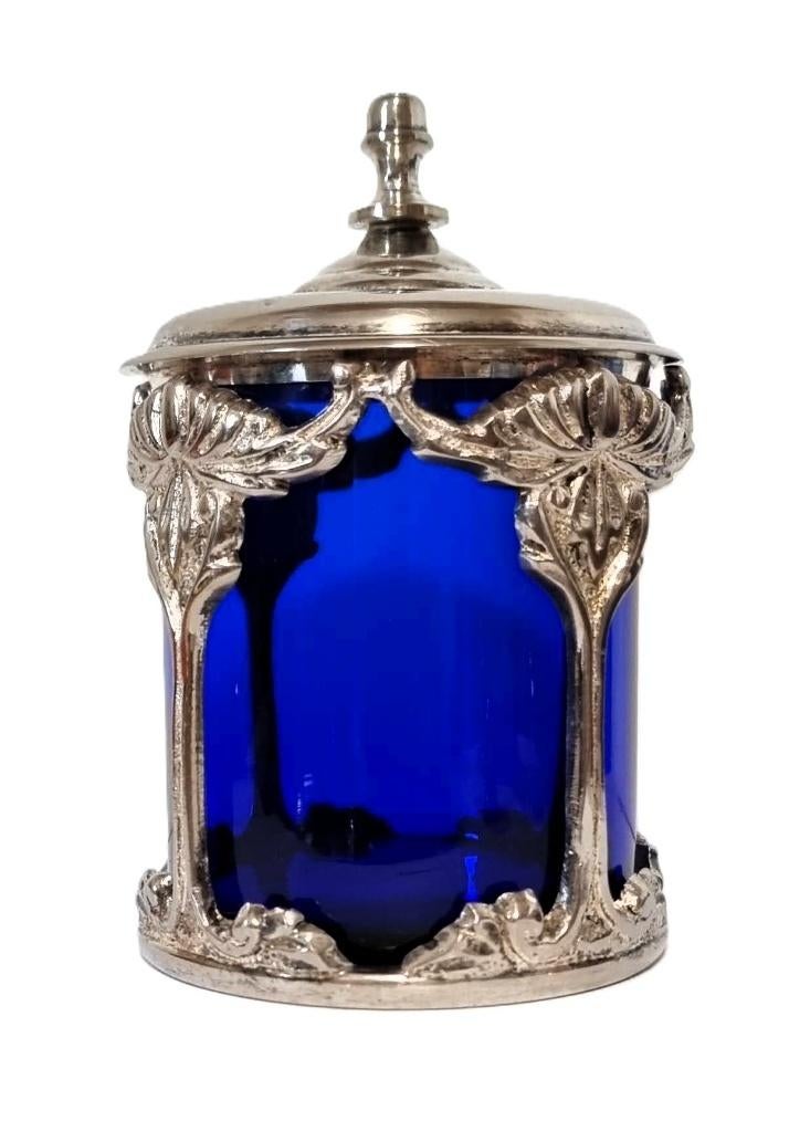 Pot et couvercle Art-Déco avec cadre en métal argenté épais., Antiquités & Art, Enlèvement ou Envoi