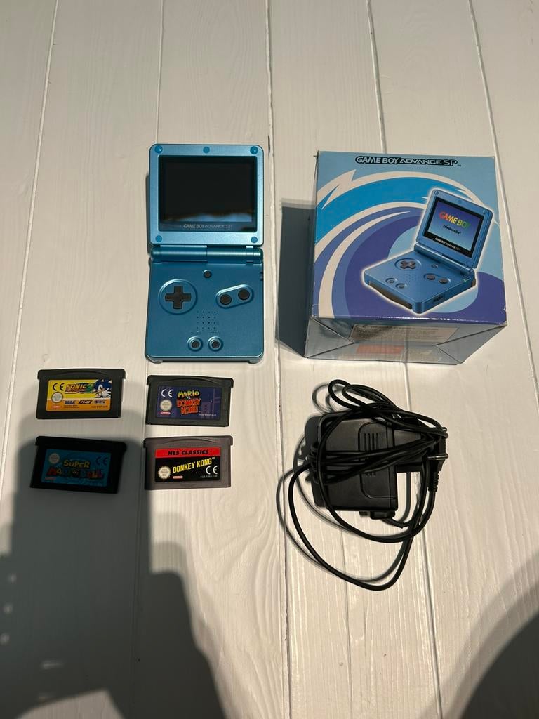 Nintendo gameboy advance sp surf blue ags-101, Ophalen of Verzenden, Zo goed als nieuw