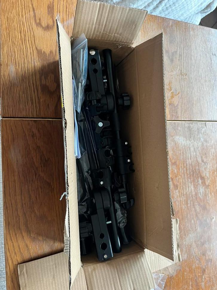 Universele hondengrill, Auto diversen, Hondenrekken, Zo goed als nieuw, Ophalen