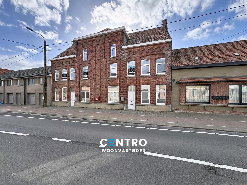 TE KOOP - Opbrengsteigendom, Immo, Maisons à vendre, Province de Flandre-Occidentale, 500 à 1000 m²