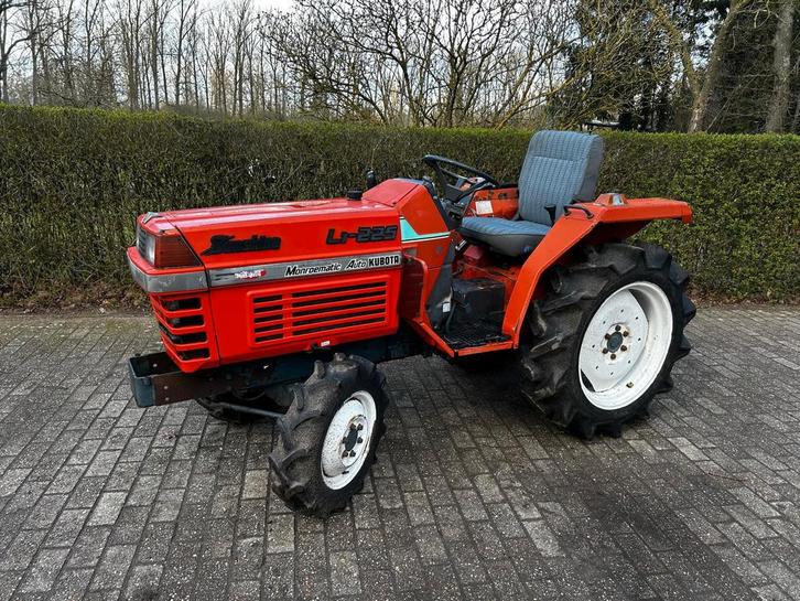 Kubota sunshine L1-225, Zakelijke goederen, Landbouw | Tractoren, Ophalen