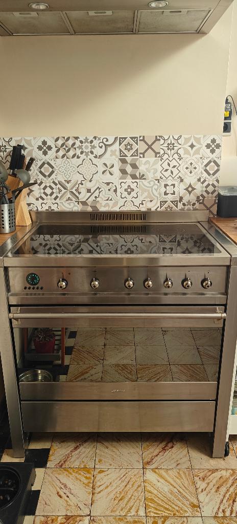 Cuisinière à induction SMEG, Enlèvement, Utilisé, À Poser, Induction