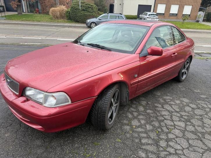 Volvo C70 2.4i 193PK (année de construction 2002), Autos, Oldtimers & Ancêtres, Entreprise, Achat, Attache-remorque, Volvo, Essence