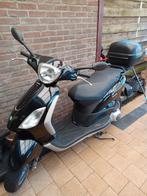 Scooter Piaggio Fly 125cc goed onderhouden, Fietsen en Brommers, Ophalen, Piaggio