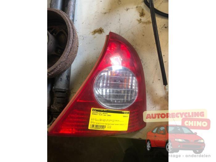Feu arrière droit d'un Renault Clio, Autos : Pièces & Accessoires, Éclairage, Renault, Utilisé, 3 mois de garantie, Enlèvement ou Envoi