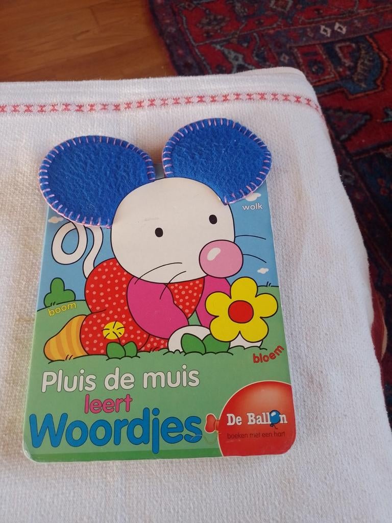 Pluis de muis leert woordjes, Ophalen of Verzenden, Gelezen