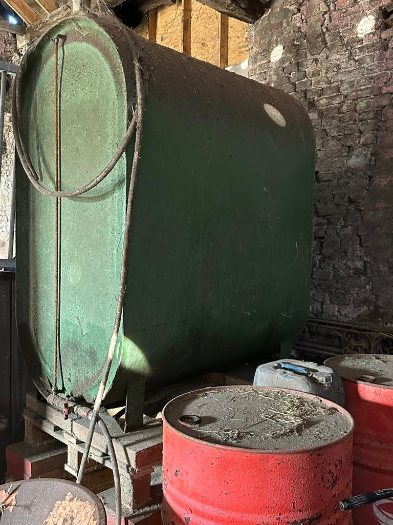 Mazout tank en vaten mazout ( klein prijsje ), Jardin & Terrasse, Barils de pluie, Enlèvement, Comme neuf