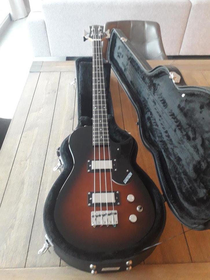 Gretsch Electromatic Junior Jet Bass II + Gretsch Hardcase, Muziek en Instrumenten, Snaarinstrumenten | Gitaren | Bas, Ophalen of Verzenden