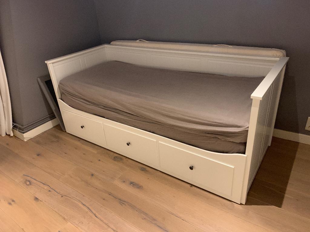 Slaapbank, Ophalen, Gebruikt, Tweepersoons, Wit