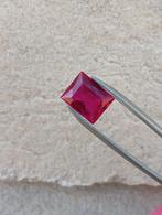 Prinses geslepen robijn 10x8mm 4,75 karaat vintage vóór 1980, Ophalen, Gebruikt