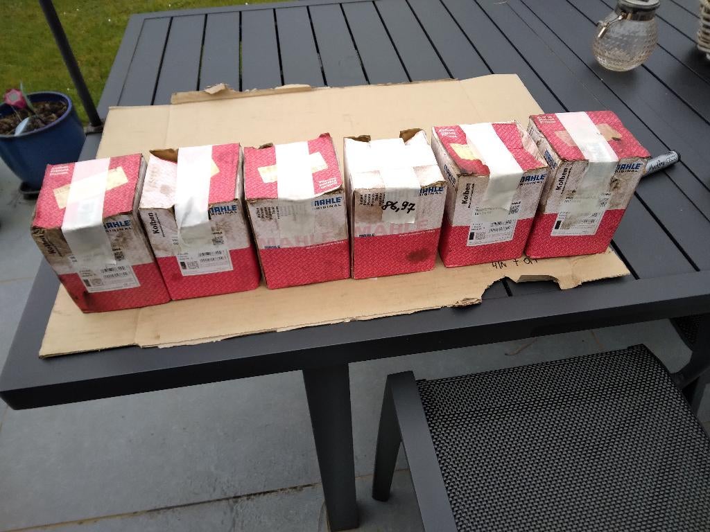 Mercedes pistons, Ophalen, Gebruikt, Mercedes-Benz