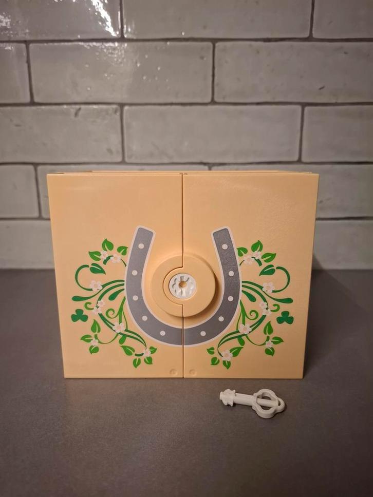 Playmobile paardenstal playbox, Huis en Inrichting, Woonaccessoires | Wanddecoraties, Ophalen of Verzenden