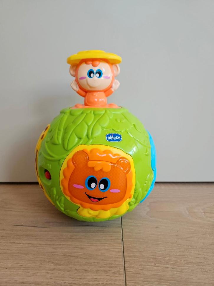 Pop-up ball - Chicco - 6-36m, Kinderen en Baby's, Speelgoed | Babyspeelgoed, Zo goed als nieuw, Overige typen, Met licht, Met geluid