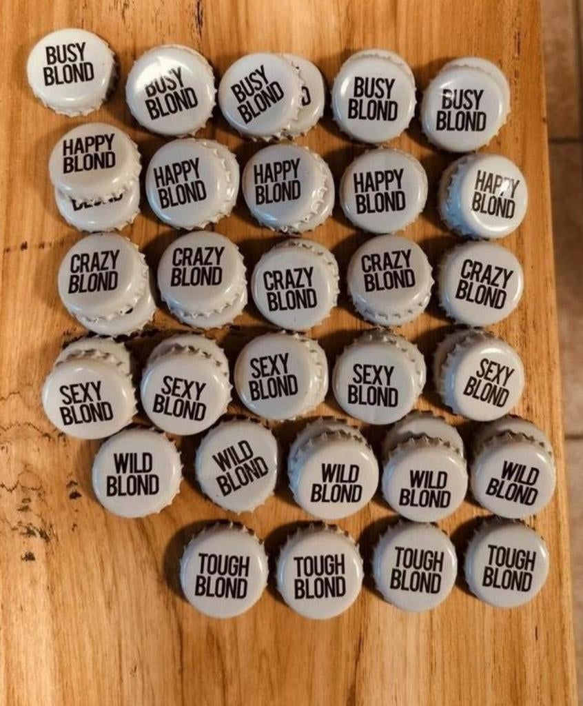 Kroonkurken Martha Red en blond (oude en nieuwe), Verzamelen, Ophalen of Verzenden