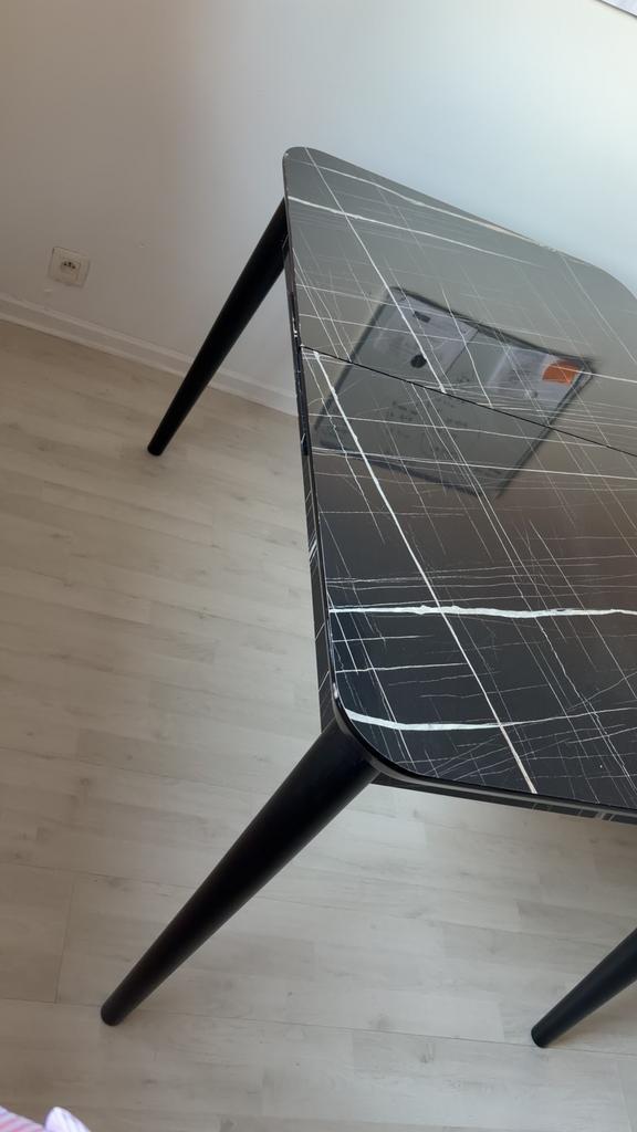 Table de salle à manger, Maison & Meubles, Tables | Tables à manger, Utilisé, Autres formes, Enlèvement