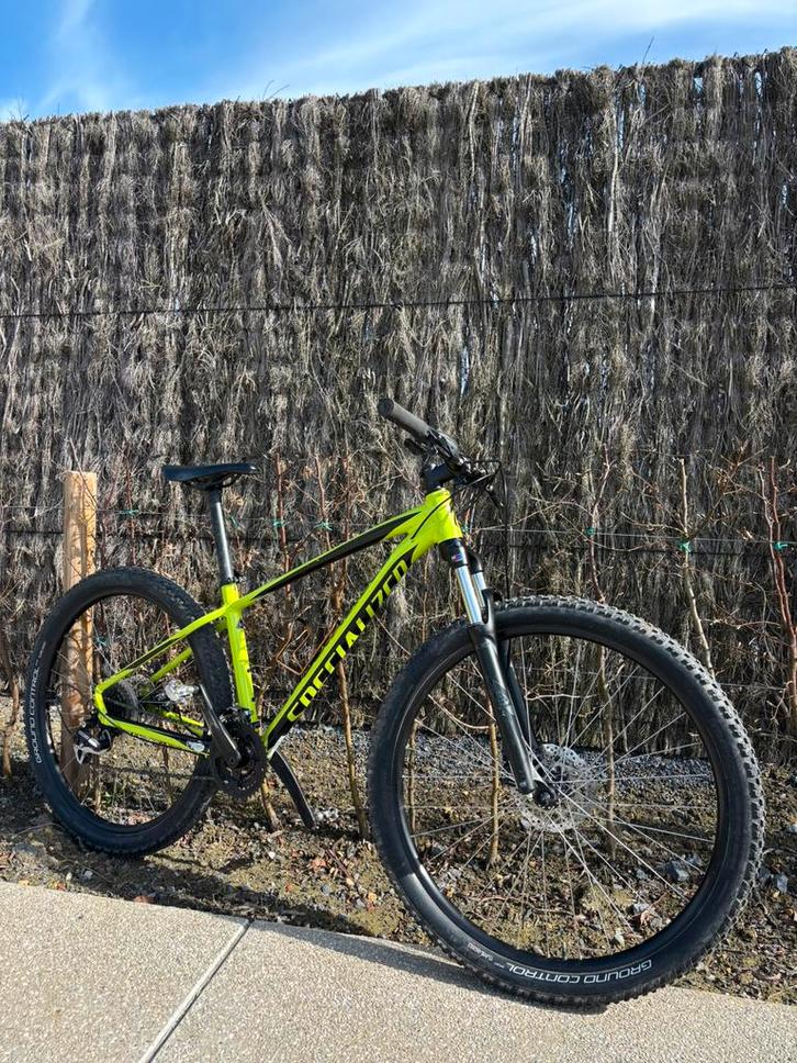 Mountainbike Specialized Maat M - 27,5 inch wielen, Vélos & Vélomoteurs, Vélos | Garçons, Comme neuf, 26 pouces ou plus, Enlèvement