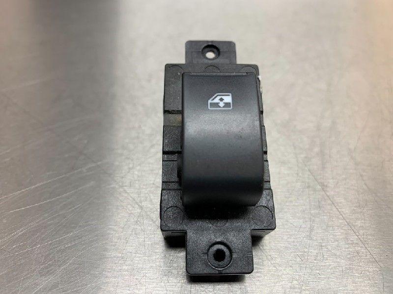 RAAMSCHAKELAAR Captiva (C100) (|202005438|), Gebruikt, Daewoo