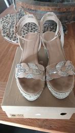 Sandalen met sleehak maat 40, Ophalen of Verzenden