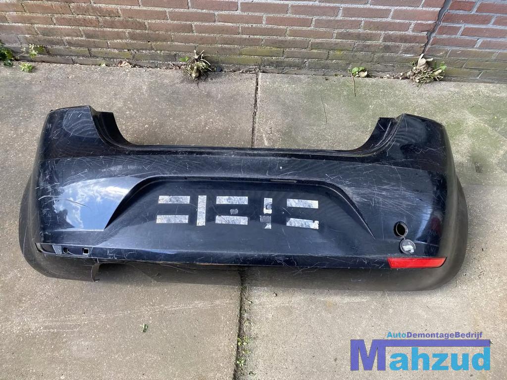SEAT LEON 2 Zwart Achterbumper bumper achter 2005-2012, Gebruikt, Autovia A-2, Km 585 585
08760  Martorell, ES, SEAT S.A., Achter