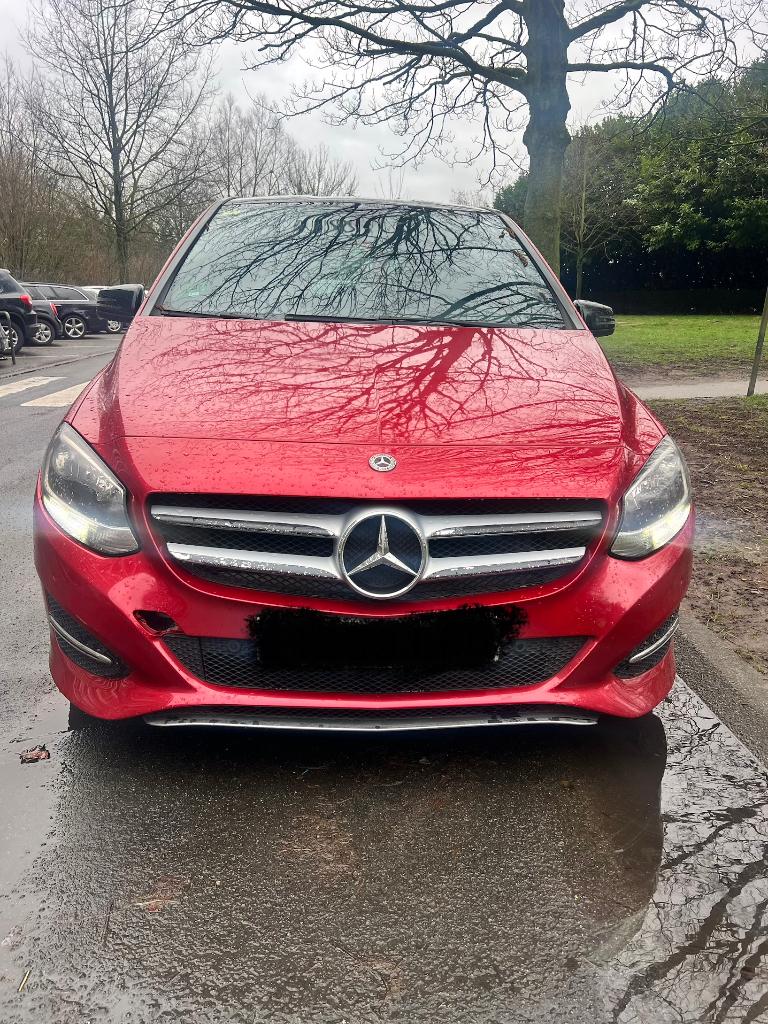 Mercedes-Benz B 180d 2017 Automaat, Automaat, Achterwielaandrijving, Leder, Particulier