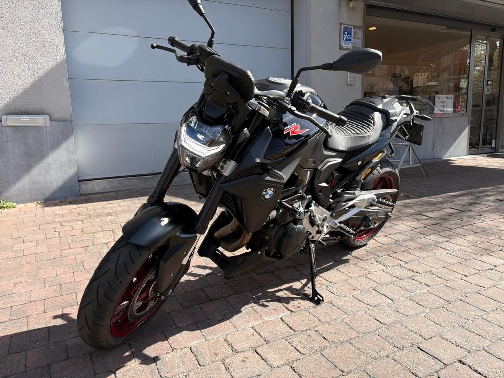 F900r triple black met veel opties, Motoren, Motoren | BMW, 2 cilinders, Gebruikt, 900 cc, Particulier