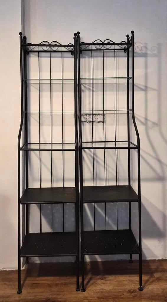 Étagères en metal noir IKEA, Enlèvement