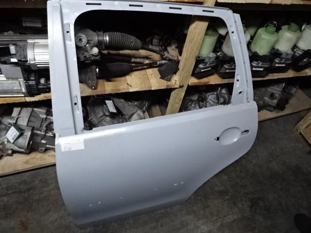 PORTE GAUCHE ARRIÈRE Volkswagen Polo IV Classic (9N5 / 6), Autos : Pièces & Accessoires, Carrosserie & Tôlerie, Porte, Volkswagen