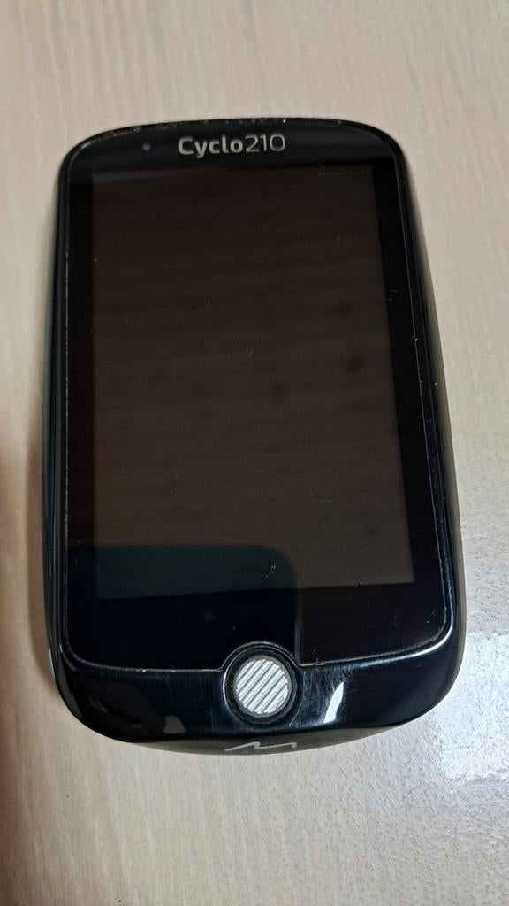 Mio cyclo 210 met snelheids,cadans en jartslag sensoren, Sport en Fitness, Ophalen, Zo goed als nieuw