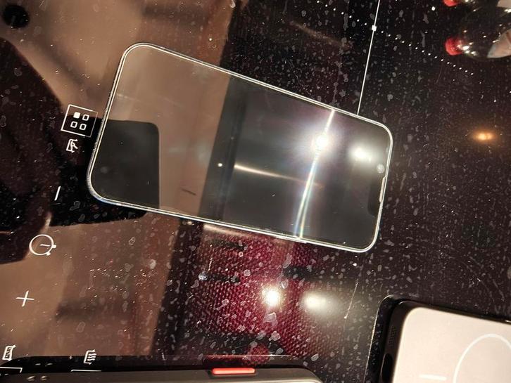 Iphone 13 mini 256gb 96% batterijcapaciteit, Telecommunicatie, Mobiele telefoons | Apple iPhone, iPhone 13 mini, Ophalen