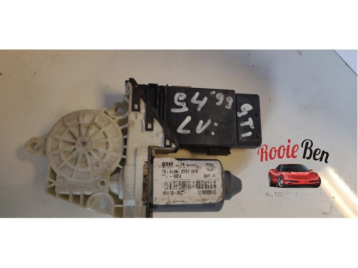 Moteur de vitre portière d'un Volkswagen Golf, Volkswagen, -, 3 mois de garantie, Utilisé