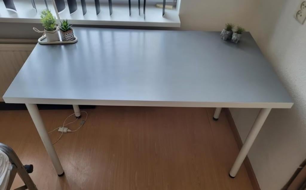 bureau ikea 1500x750 grijs, Huis en Inrichting, Ophalen, Gebruikt, Hout, In hoogte verstelbaar