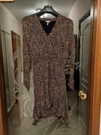 Leuke jurk van Esqualo zwart met bruine blaadjes, Kleding | Dames, Jurken, Maat 38/40 (M), Zwart, Esqualo, Ophalen of Verzenden