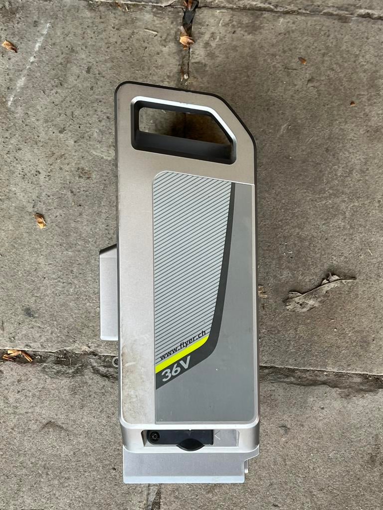 Fietsbaterij flyer 650 wh 18 ah, Fietsen en Brommers, Ophalen, Zo goed als nieuw