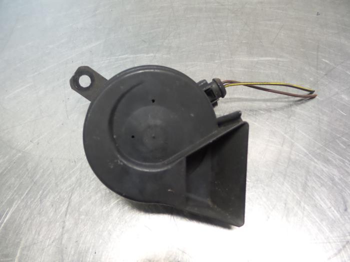 Klaxon d'un Volkswagen Polo (Polo 01-), Autos : Pièces & Accessoires, Électronique & Câbles, Volkswagen, Utilisé, 3 mois de garantie