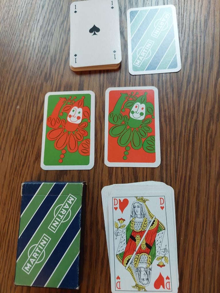 Vintage Martini-speelkaarten, Verzamelen, Speelkaarten, Jokers en Kwartetten, Ophalen of Verzenden, Speelkaart(en)