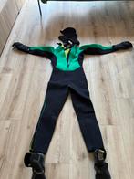 junior wetsuit set incl handschoenen, kap en waterschoenen, Sports nautiques & Bateaux, Vêtements nautiques, Enlèvement, Utilisé