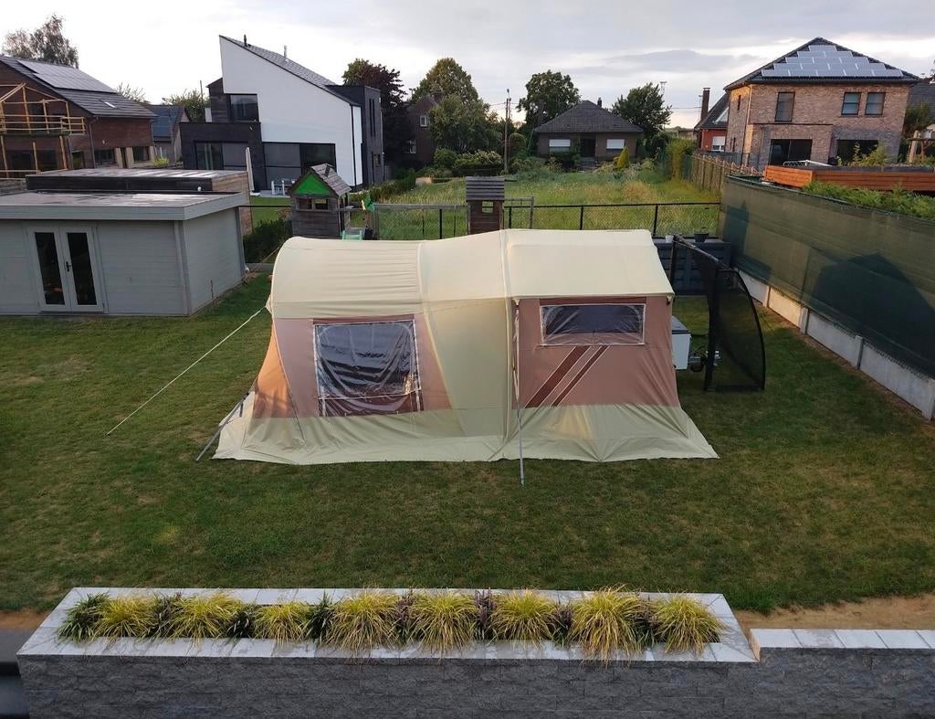 Raclet Safari 2015 | Zeer ruim | Luifel | Nieuwe banden, Caravans en Kamperen, Tenten, meer dan 6, Zo goed als nieuw, Ophalen